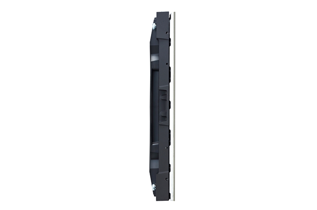 LSAA009 7 }