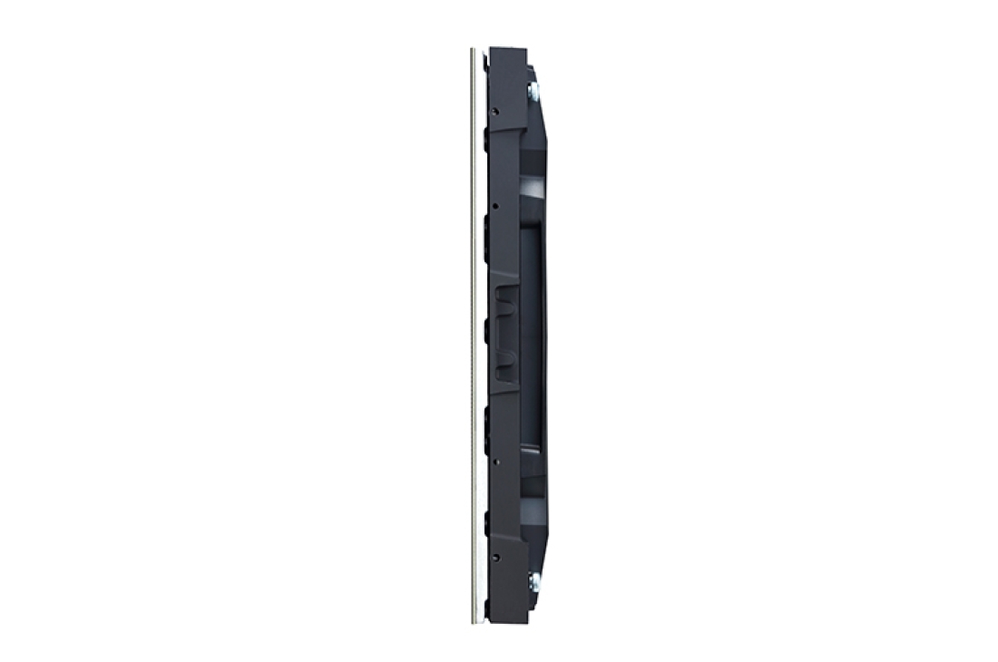 LSAA009 8 }