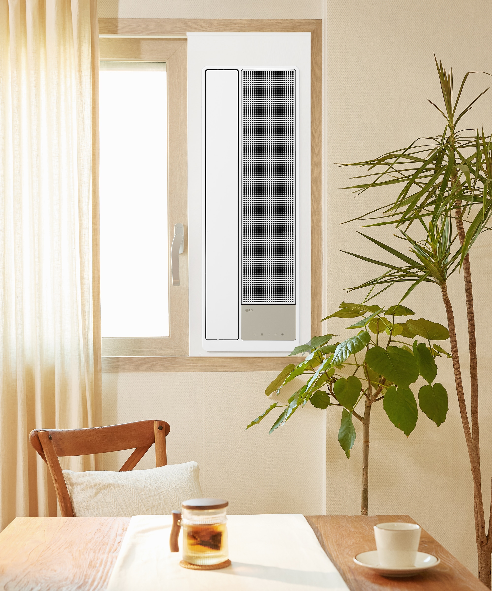 에어컨 LG 휘센 오브제컬렉션 엣지 창호형 에어컨 (연장키트 90cm) 마감키트 (WQ05EEHD901.AKOR) 메인이미지 0