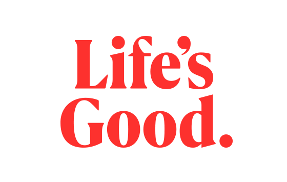 흰색 배경에 빨강색 Life's Good. 문구가 적힌 스택 슬로건 4 이미지