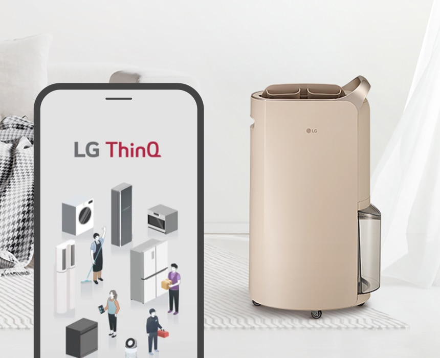 LG ThinQ 앱 화면이 스마트폰에 표시되어 있으며, 다양한 가전제품과 사람들의 일러스트가 함께 보입니다. 옆에는 LG 로고가 있는 제습기가 놓여 있습니다. 배경은 밝은 색상의 실내 공간으로, 소파와 담요가 있습니다.