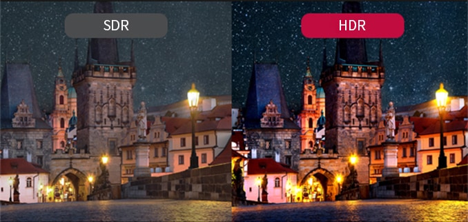 sdr과_hdr_두_가지_버전으로_나뉜_도시의_야경이_있습니다._sdr_쪽은_색감이_다소_어두운_반면,_hdr_쪽은_밝고_선명한_색감을_보여줍니다._건물과_가로등이_있는_거리의_모습이며,_hdr_쪽에서_별이_더_뚜렷하게_보입니다.