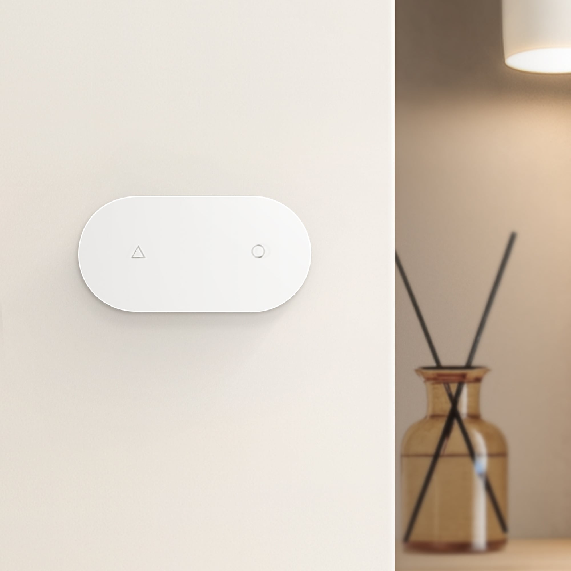 AI Home 제품 LG 스마트 버튼 2구 (TMCB2B4W.AKOR) 줌이미지 1