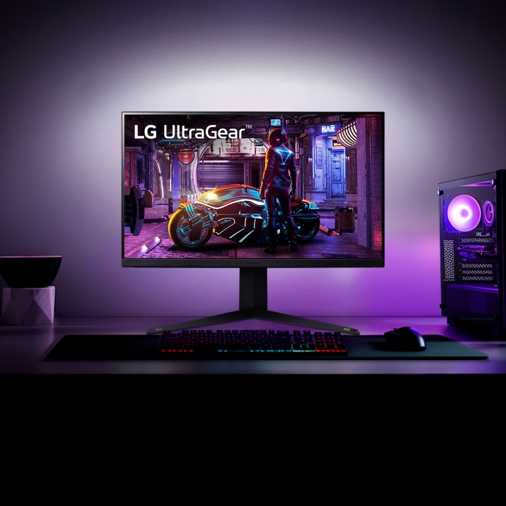 모니터 LG 울트라기어 게이밍모니터 (32GQ850L.BKR) 메인이미지 1