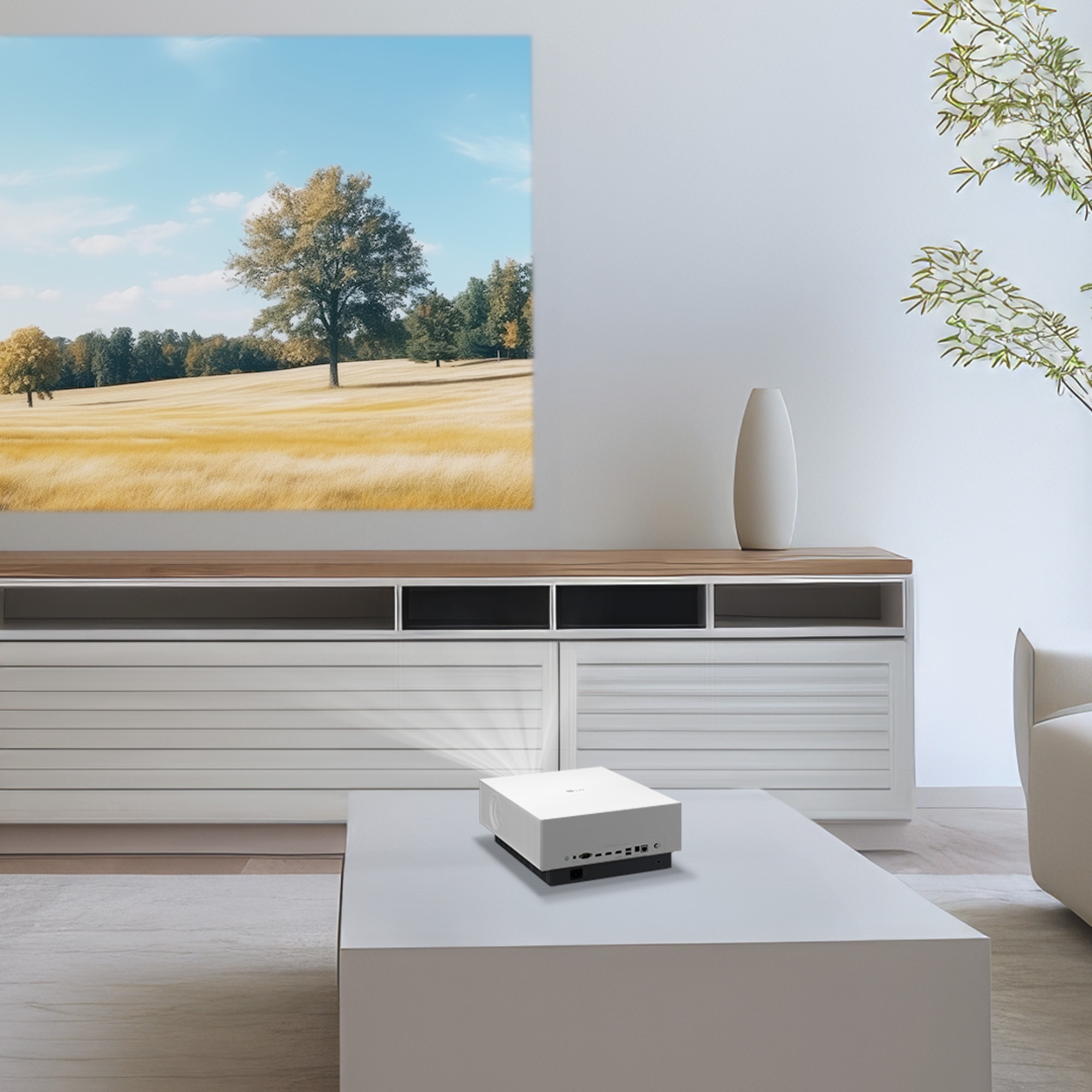 프로젝터 LG 시네빔 Laser 4K (HU810PW.BKR) 줌이미지 1