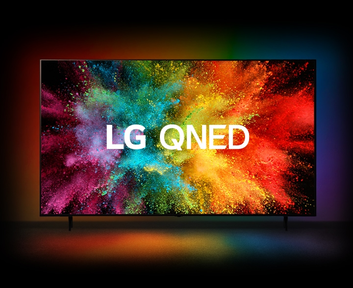 LG QNED라는 텍스트가 있는 TV 화면이 다채로운 색상의 폭발적인 효과로 가득 차 있습니다. 