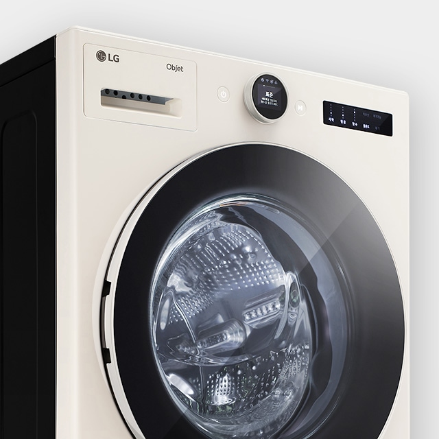 lg_objet_세탁기의_이미지입니다._세탁기_전면에는_투명한_도어가_있으며,_내부_드럼이_보입니다._상단에는_lg_로고와_objet라는_글자가_있습니다._디지털_디스플레이와_조작_버튼이_있으며,_세탁기_상태를_나타내는_정보가_표시됩니다._디자인은_깔끔하고_현대적입니다.