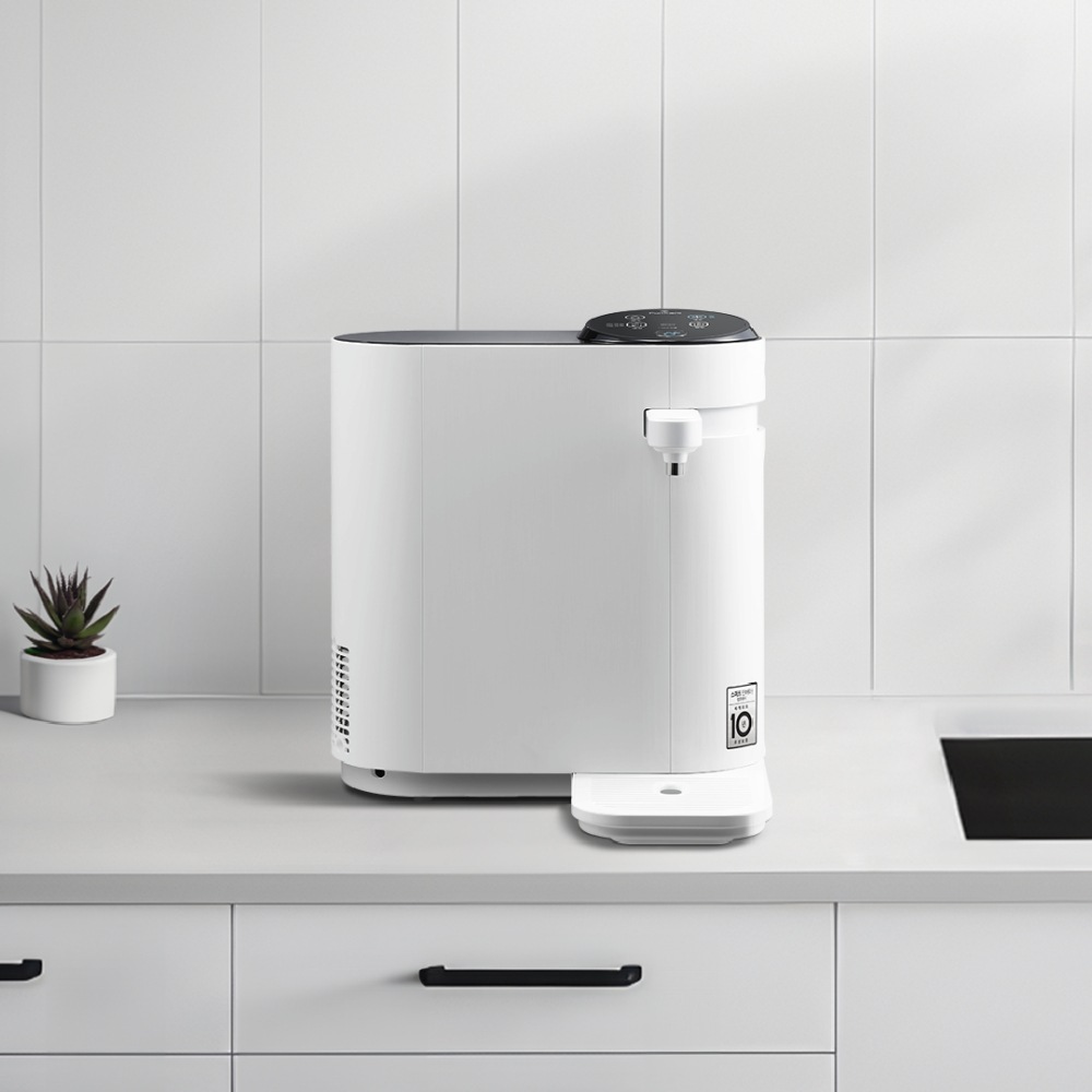 정수기 LG 퓨리케어 정수기(스윙, 냉정) (WD326AWT.AKOR) 메인이미지 1