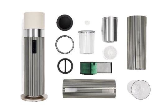 LG 퓨리케어 하이드로타워를 세척을 위해 완전 분리하여 나열한 이미지