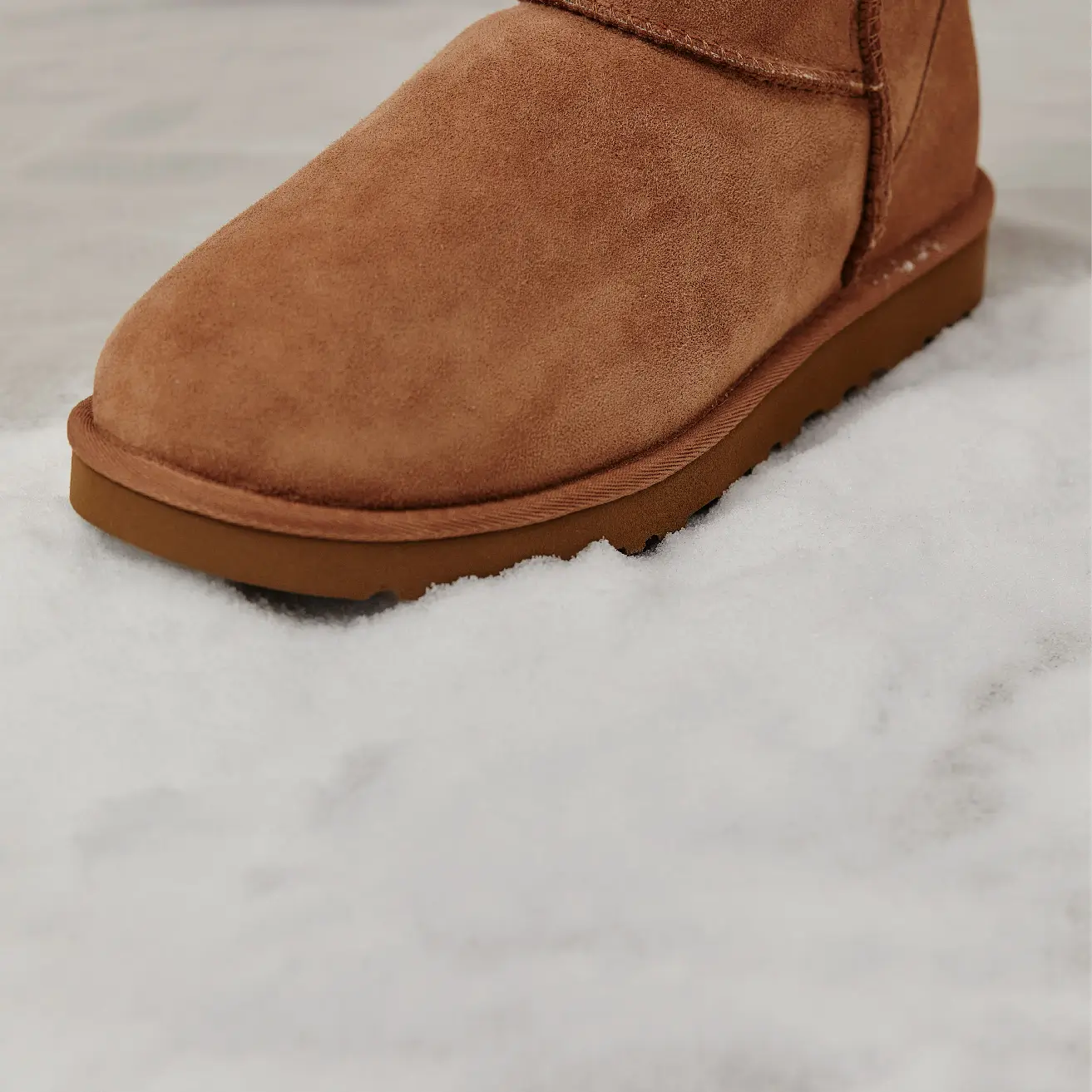 어그부츠 염화칼슘 접촉 시 손상 주의 안내 이미지