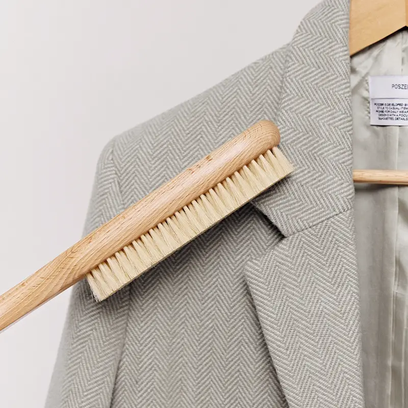 울 블레이저 옷솔로 먼지 제거 및 결 정리 방법 안내 이미지