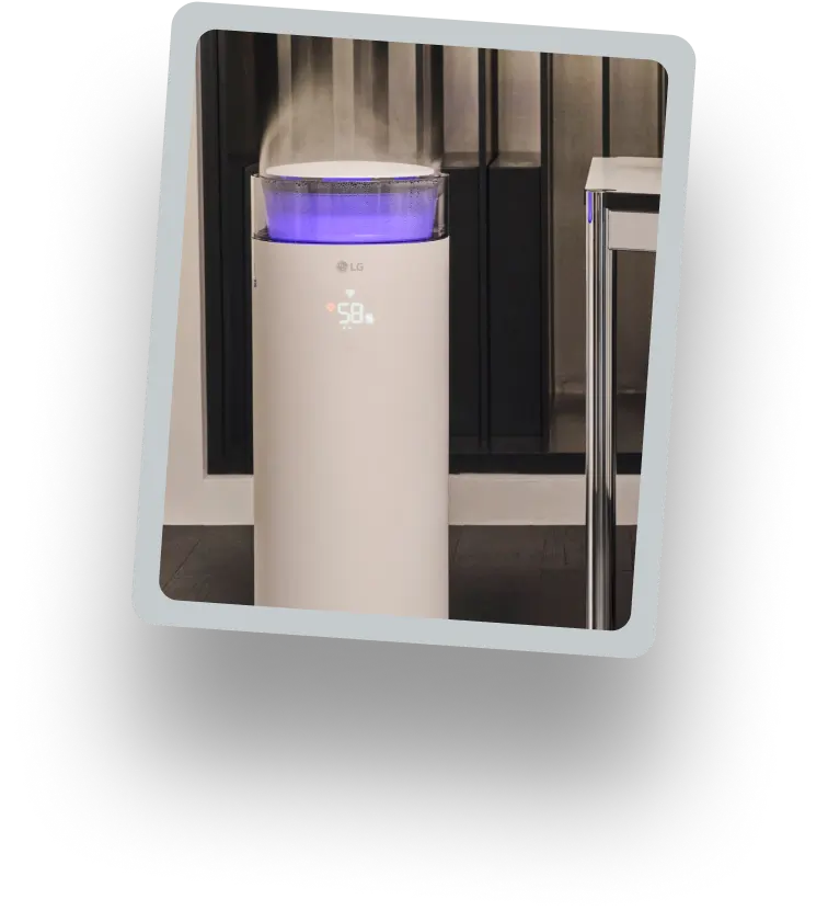 13가지 무드등 컬러를 취향에 따라 자유롭게 변경 가능한 미니멀 가습 가전 하이드로에센셜