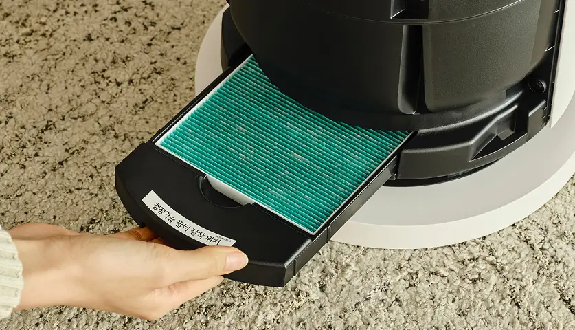 청정 가습 필터가 먼지 유입을 막아줘 내부를 위생적으로 유지하는 하이드로에센셜