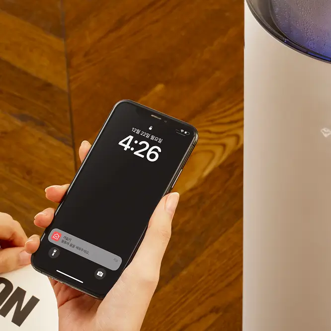 투명 수조로 물잔량을 확인하고 물 보충을 할 수 있는 하이드로에센셜