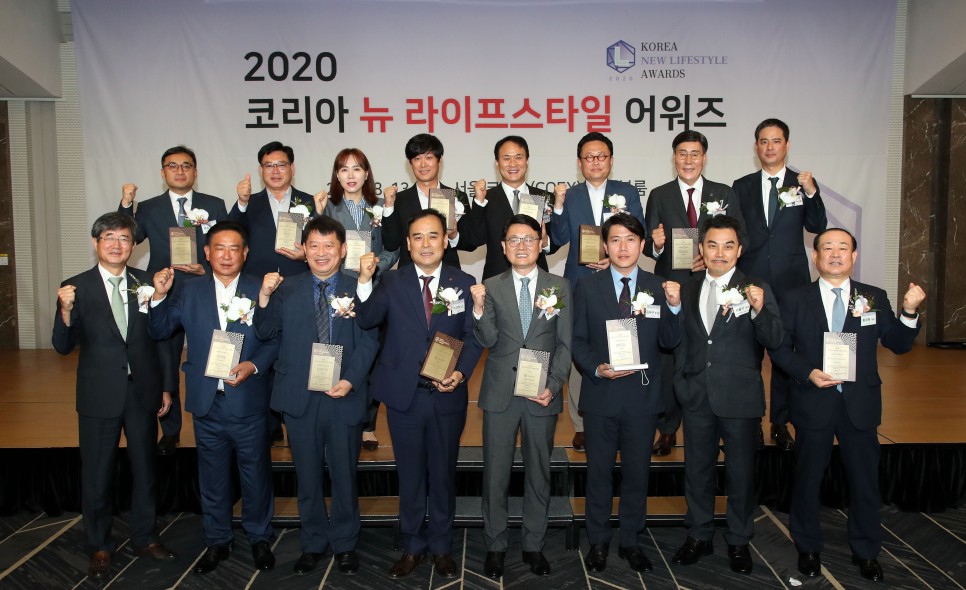 LG전자가 2020 코리아 뉴 라이프스타일 어워즈 시상식에서 사회가치 최우수상을 수상하였다.