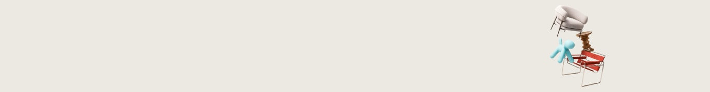 LG전자 신한카드가 두 장이 좌우로 놓여있고, 한 장은 흰색 배경에 로고가 크게 있고, 다른 한 장은 가전 제품 일러스트가 그려져 있습니다