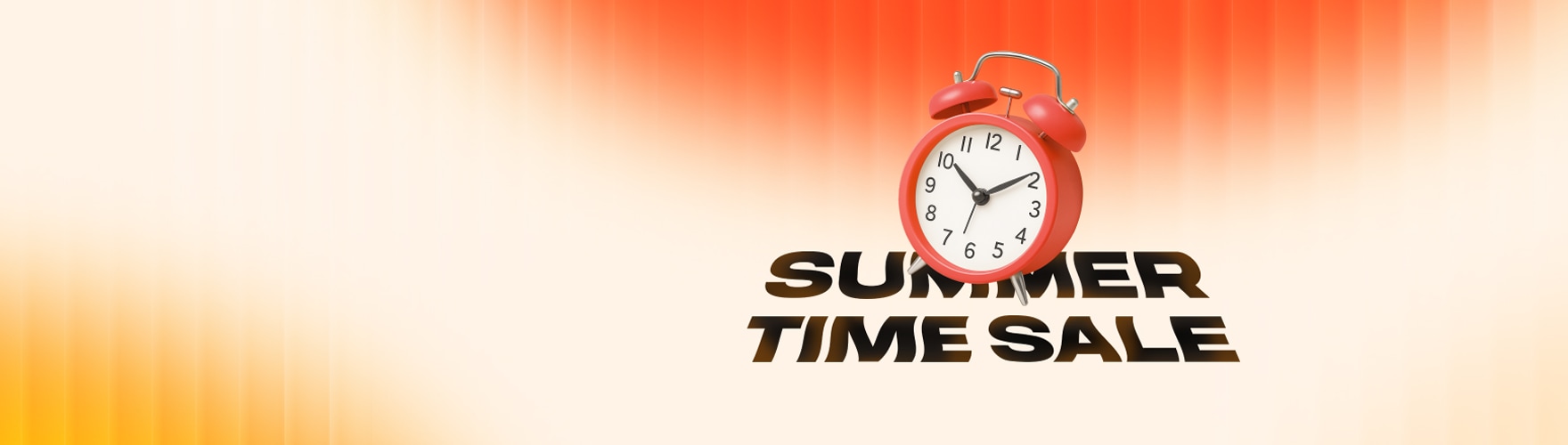 주황색과 노란색 그라데이션 배경 위에 빨간색 자명종 시계가 놓여 있고, 시계 아래에 'SUMMER TIME SALE'이라는 검은색 굵은 글자가 적힌 여름 세일 홍보 이미지.