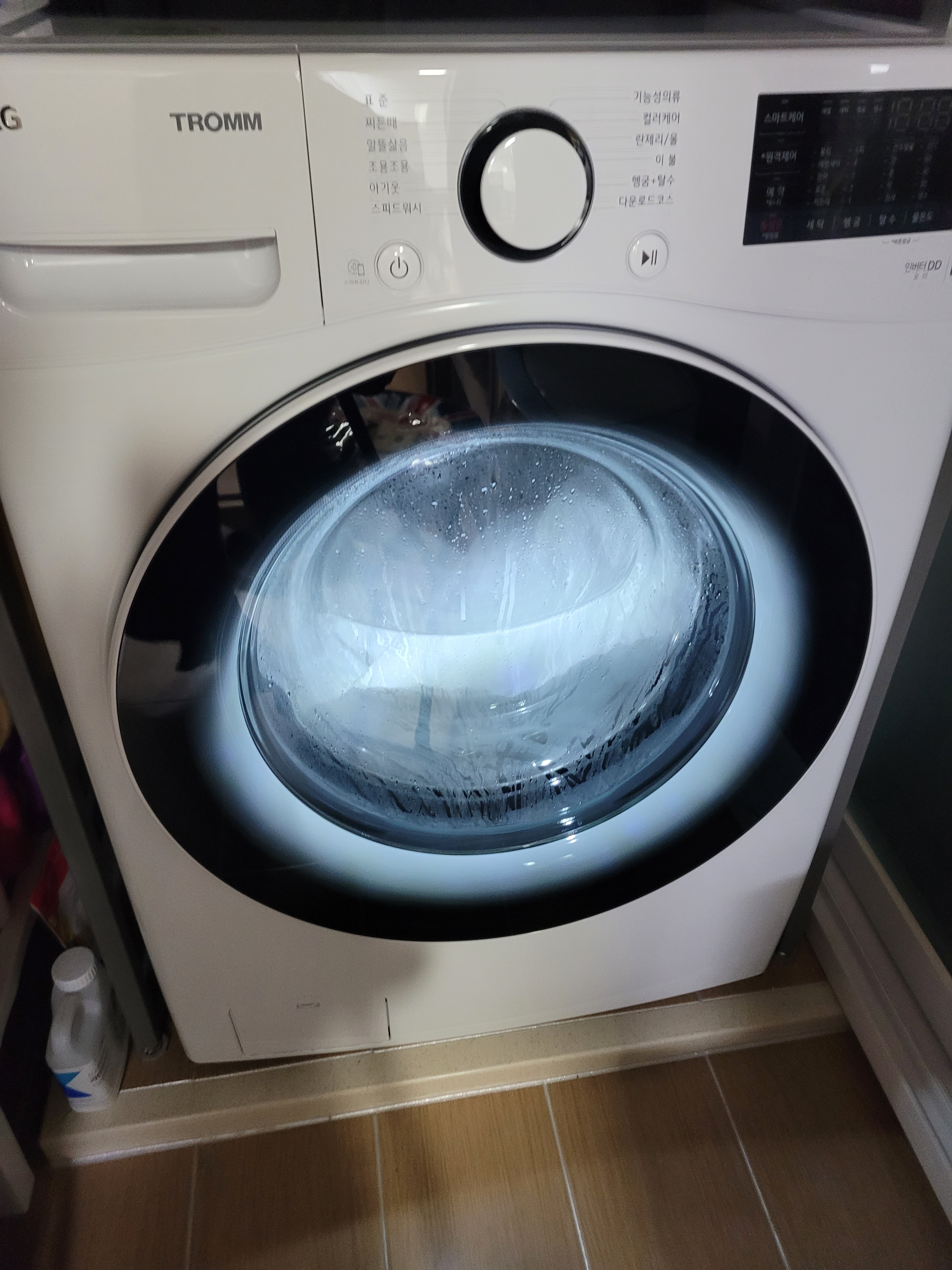 LG 세탁기 24kg 

F24WDWP

구매후기

#이...