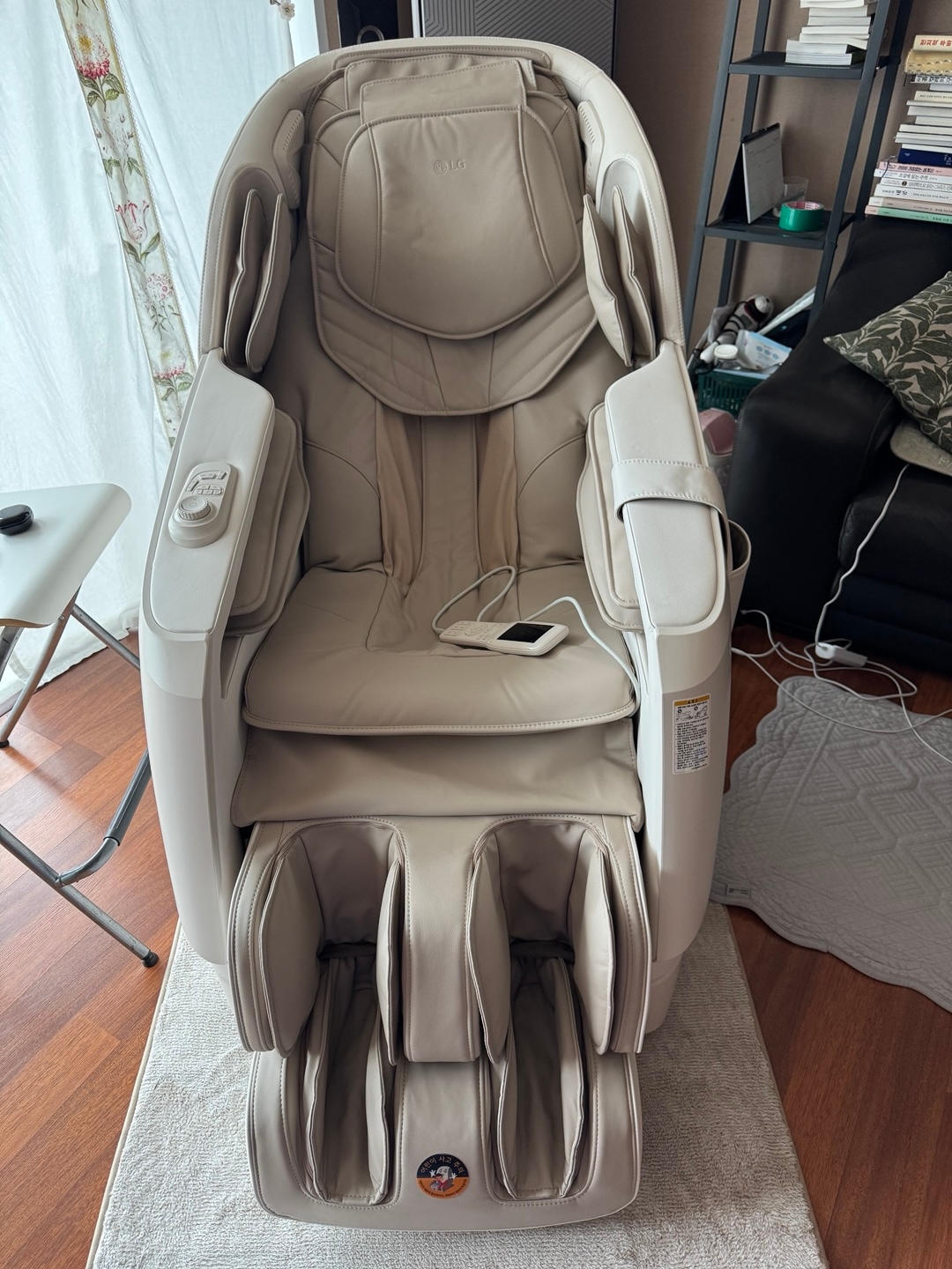 허리 통증 완화 그리고 온몸 스트레칭...