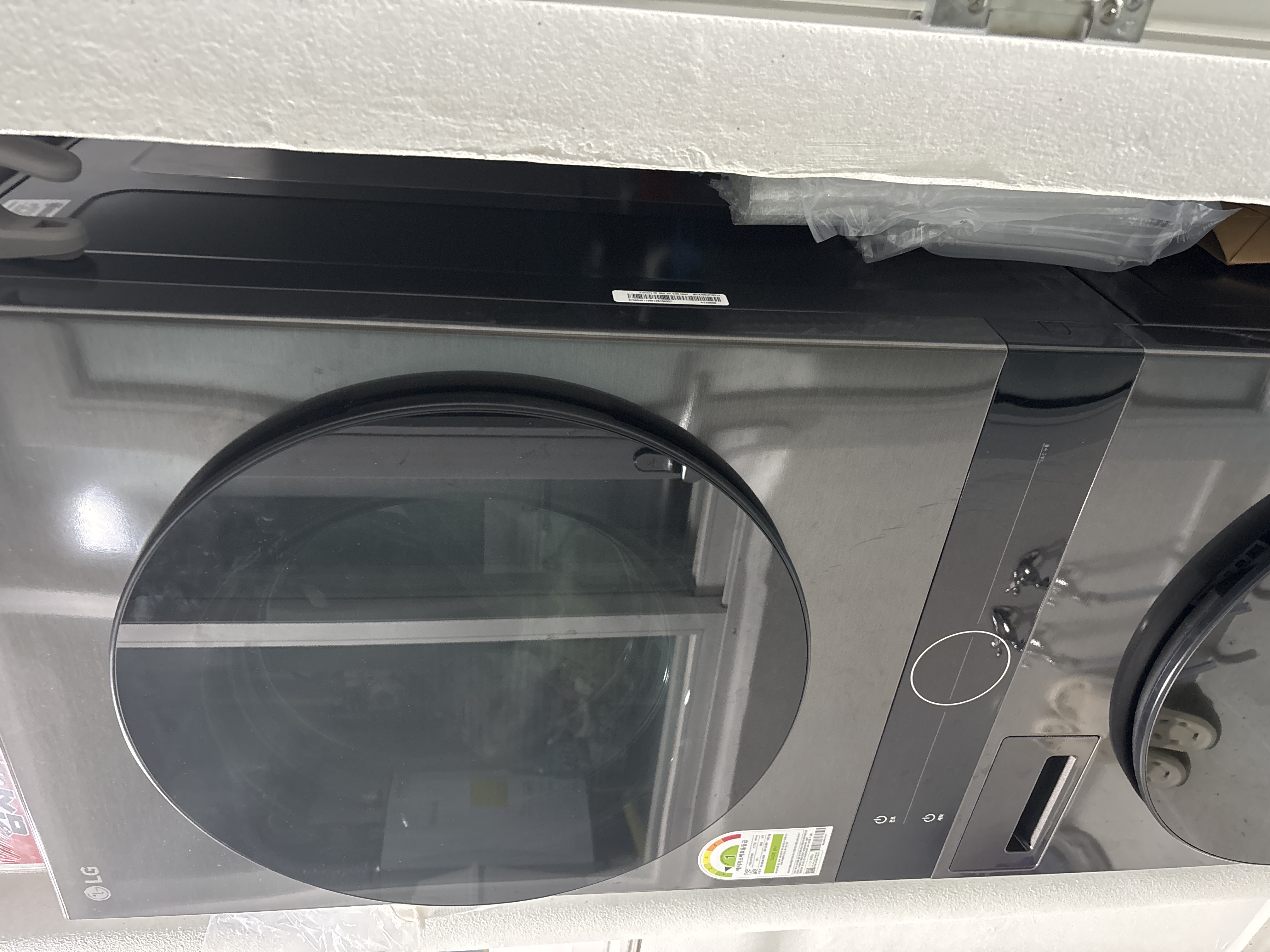 신혼부부입니다 
워시타워를 무조건 2...