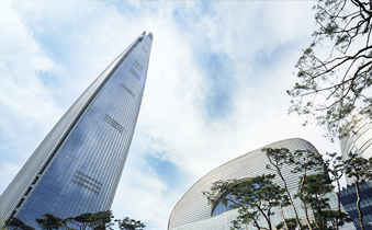 국내 최고층’ 롯데월드 타워를 수놓은 LG전자