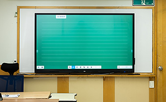 강사에게는 편리함을 학생에게는 즐거움을 주는 LG One:Quick e-board